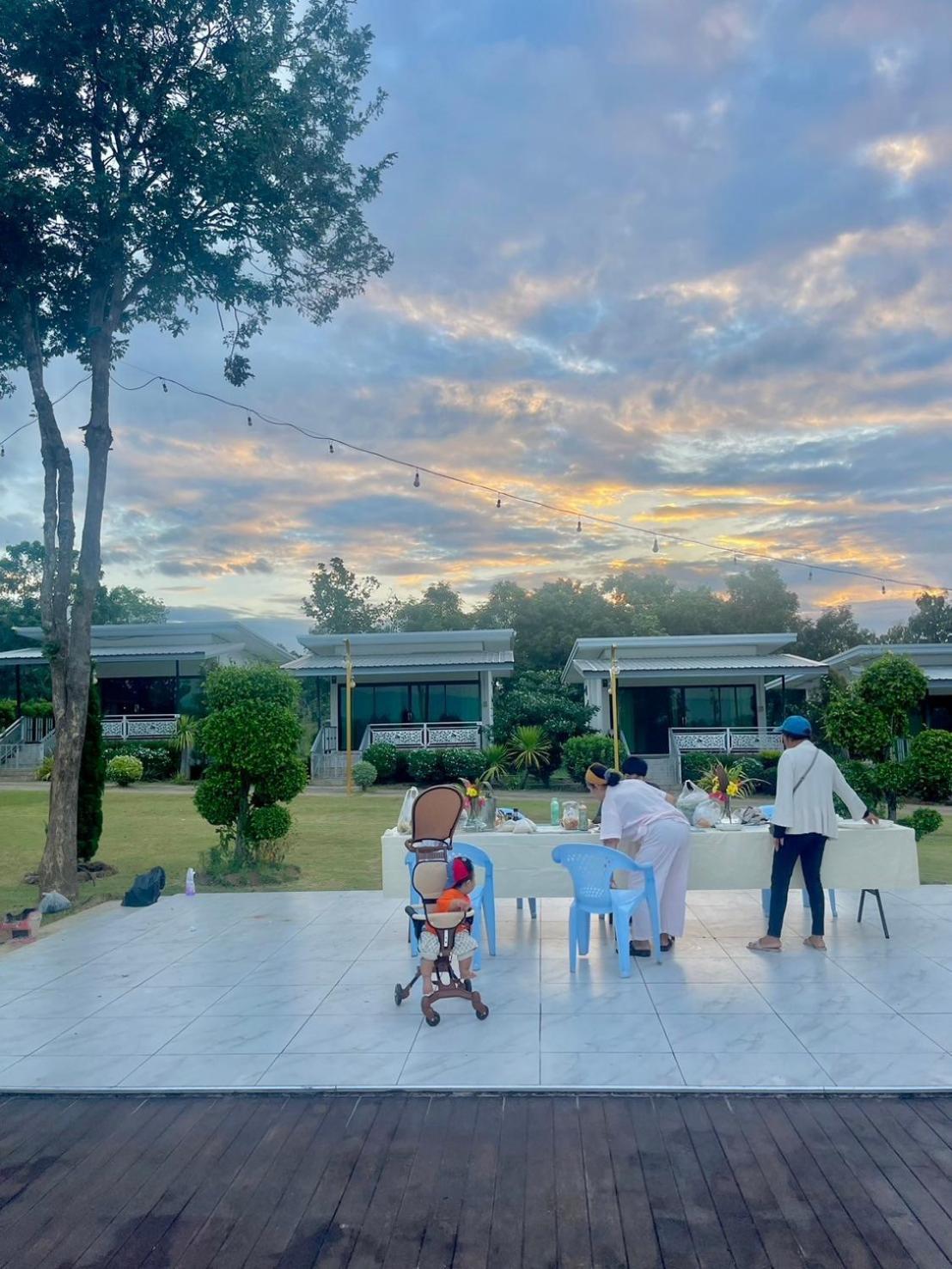 River Valley Resort แอทน่าน Екстериор снимка