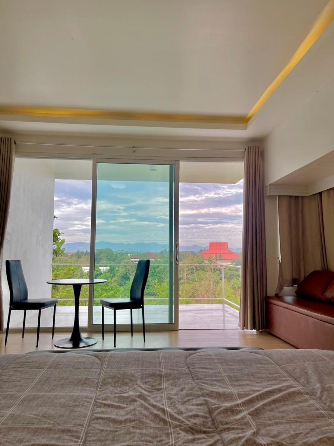 River Valley Resort แอทน่าน Екстериор снимка