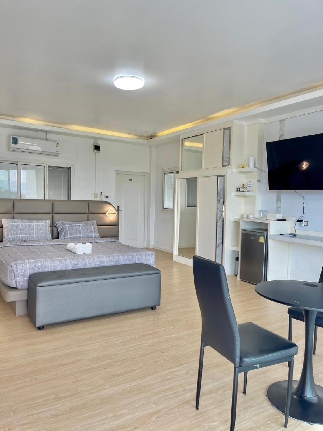 River Valley Resort แอทน่าน Екстериор снимка